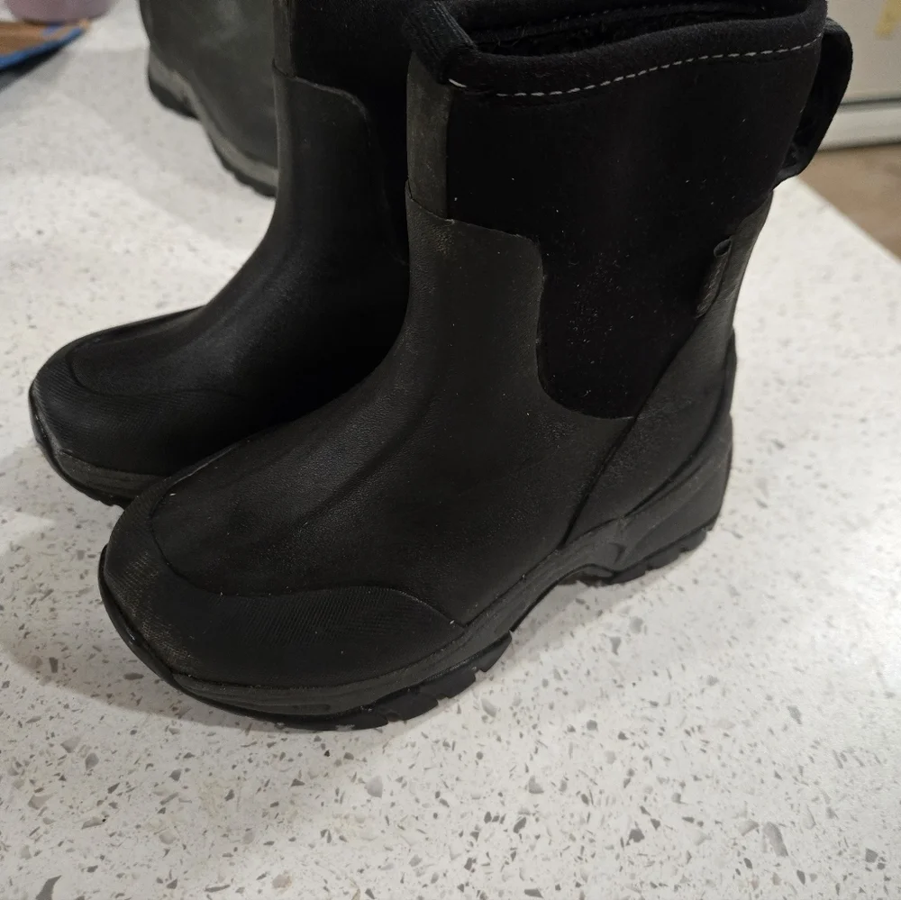 LL Bean Kids All Season Wellie Boots Kids Size 11